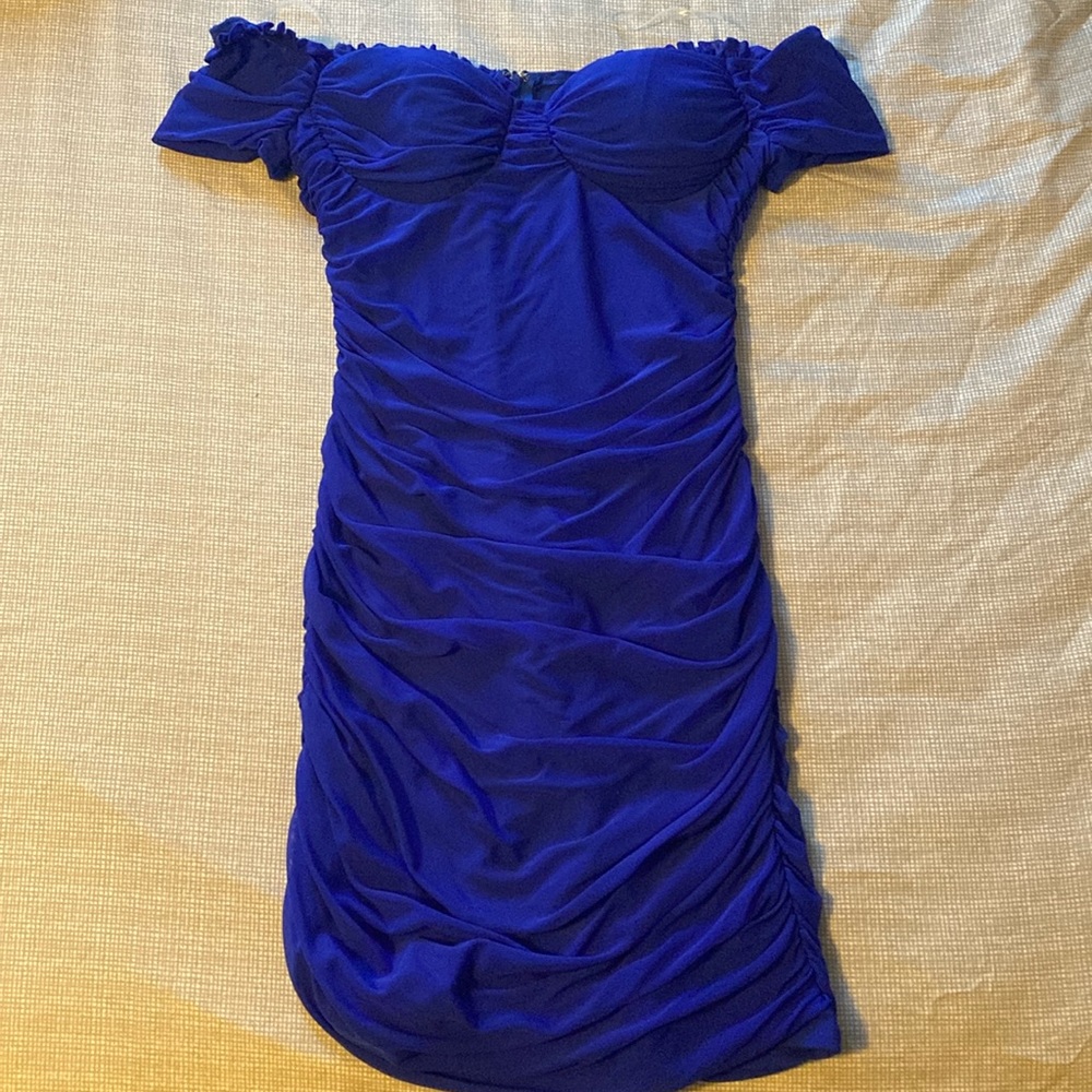 Windsor Off the Should Mini Dress